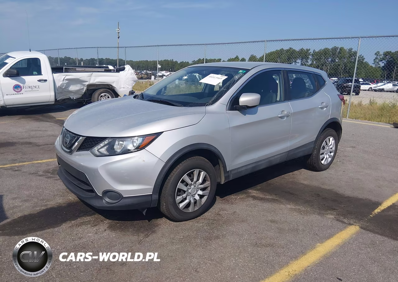 2018 Nissan Rogue Sport S VIN:JN1BJ1CR5JW259252 - 2