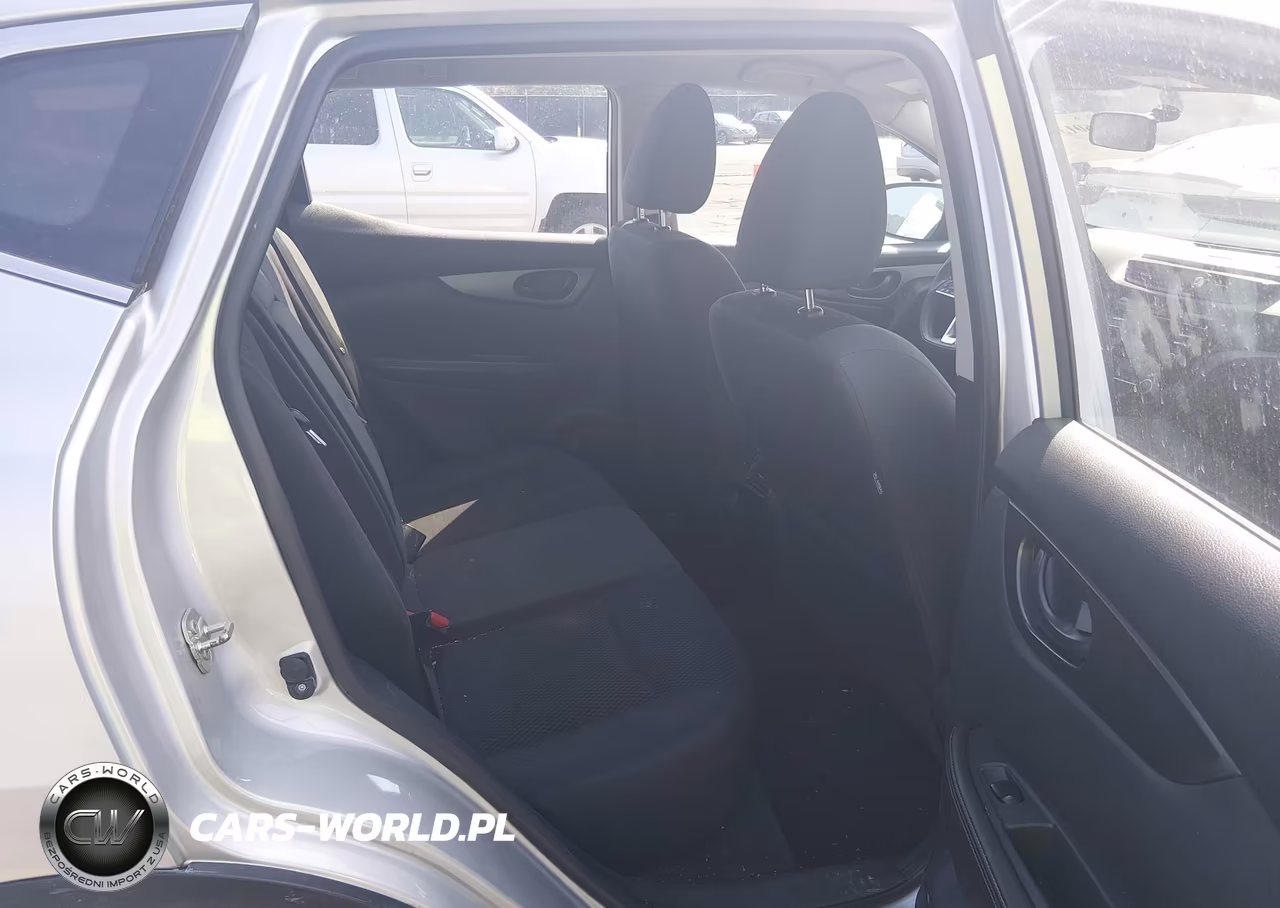 2018 Nissan Rogue Sport S VIN:JN1BJ1CR5JW259252 - 8