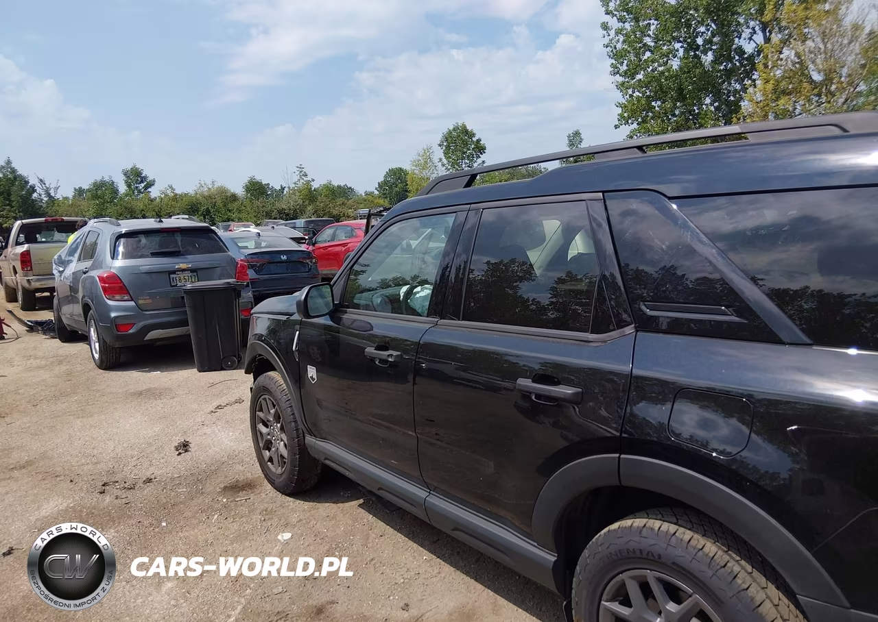 2025 Ford Bronco Sport Big Bend VIN:3FMCR9BN6SRE64926 - 14
