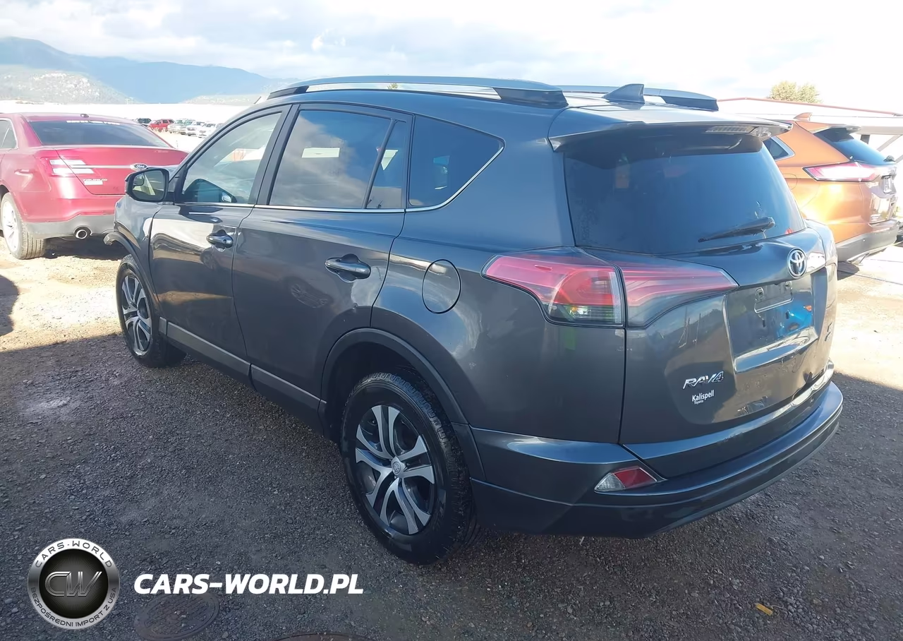 2017 Toyota Rav4 Le VIN:2T3BFREV6HW611092 - 3