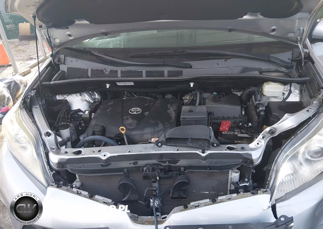 2020 Toyota Sienna Le VIN:5TDKZ3DC0LS035787 - 10