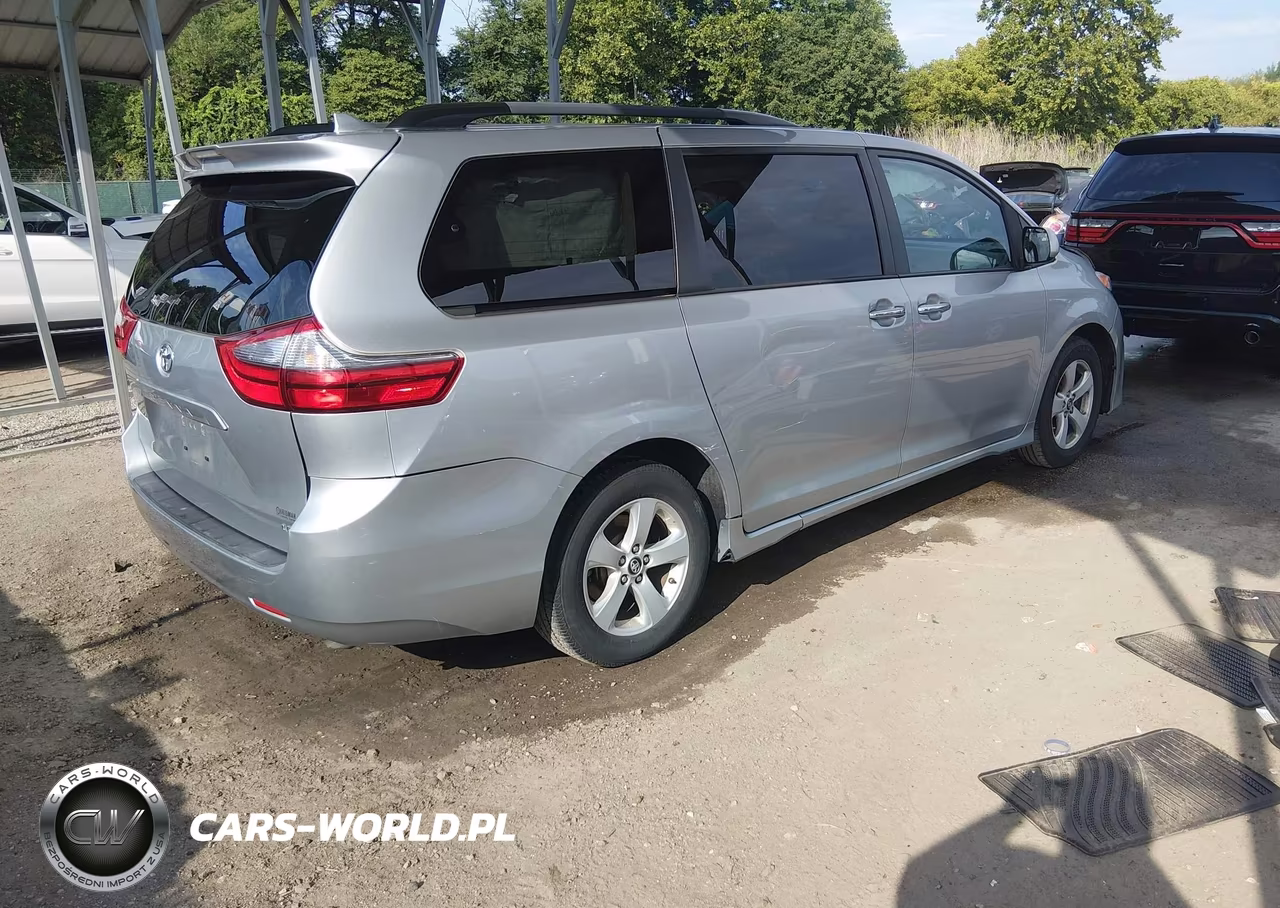 2020 Toyota Sienna Le VIN:5TDKZ3DC0LS035787 - 4