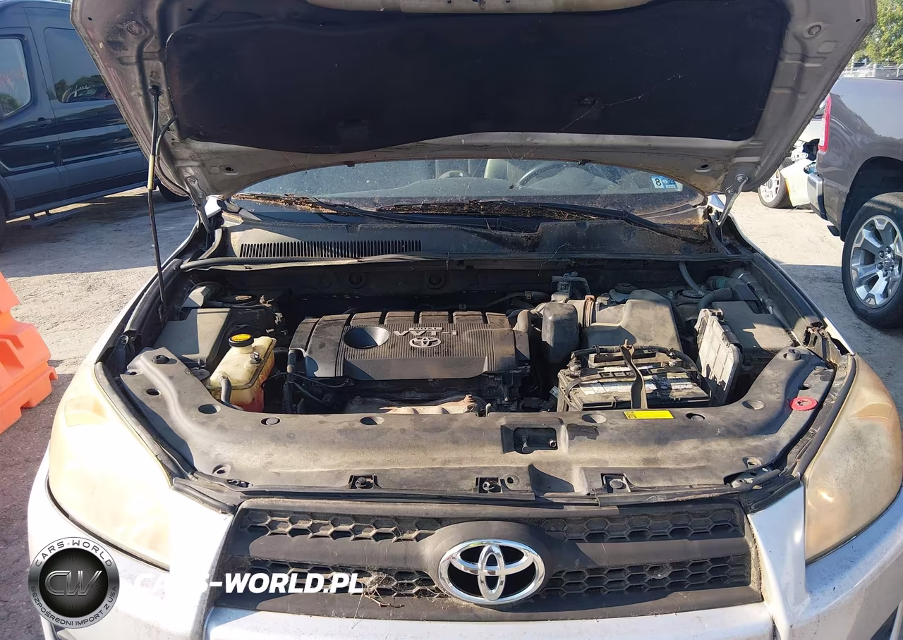 2010 Toyota Rav4 VIN:JTMBF4DV9AD034324 - 10