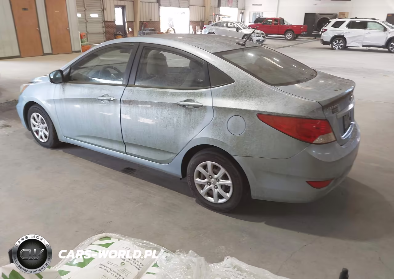 2013 Hyundai Accent Gls VIN:KMHCT4AE4DU488658 - 3