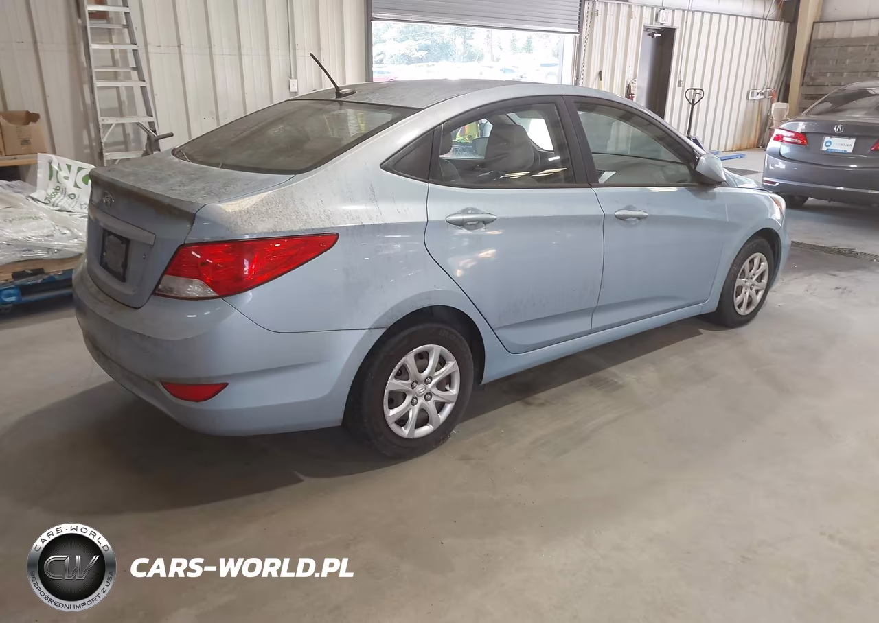 2013 Hyundai Accent Gls VIN:KMHCT4AE4DU488658 - 4