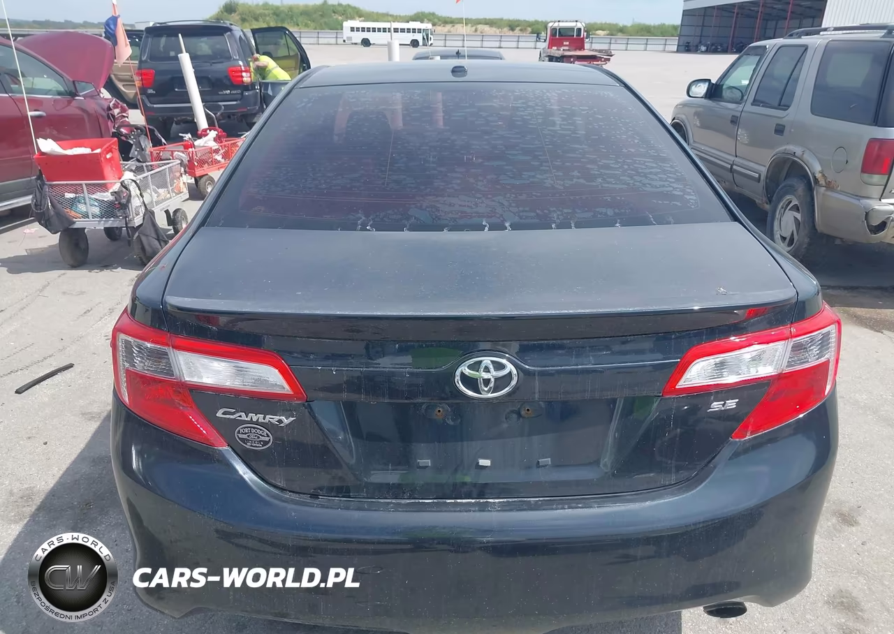 2013 Toyota Camry Se VIN:4T1BF1FK4DU693087 - 16
