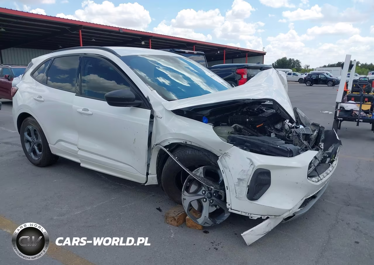 2023 Ford Escape St-Line