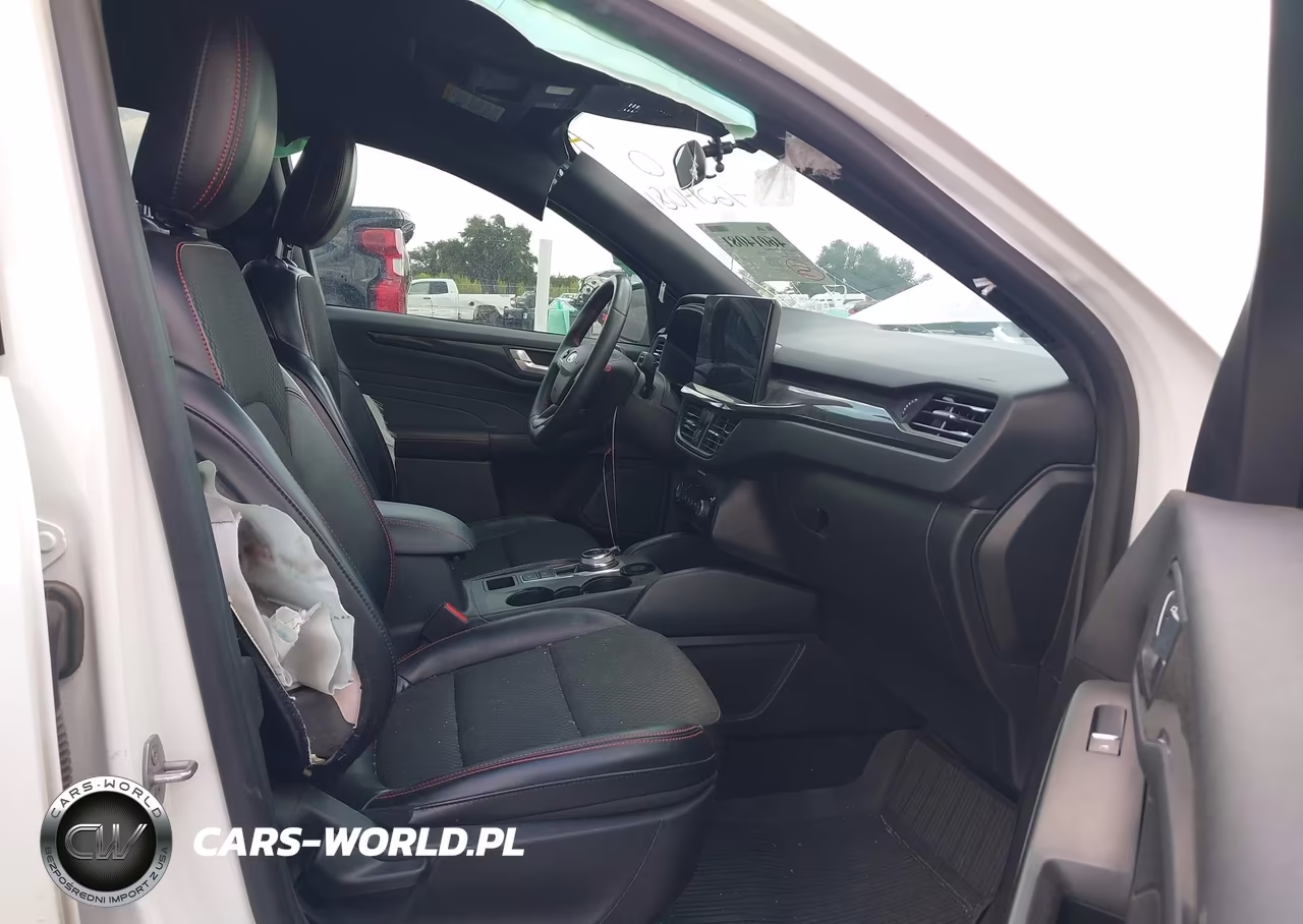 2023 Ford Escape St-Line VIN:1FMCU0MN7PUB14275 - 5