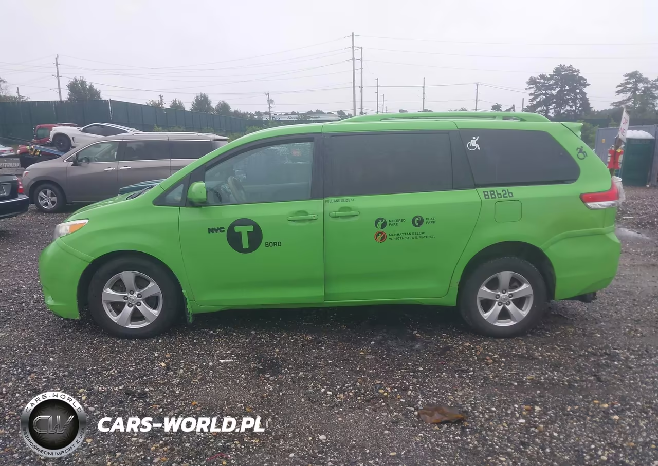 2014 Toyota Sienna Le V6 8 Passenger VIN:5TDKK3DC5ES465063 - 14