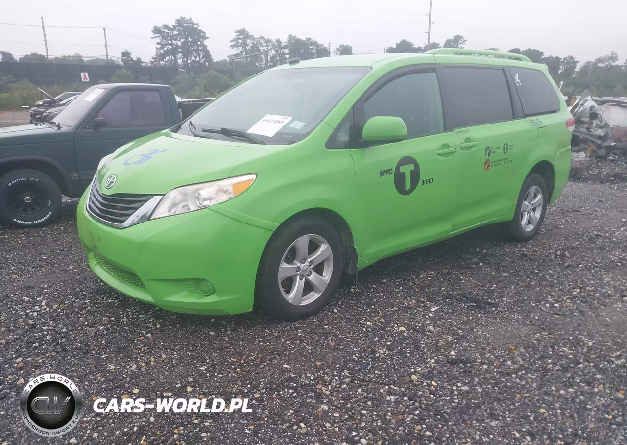 2014 Toyota Sienna Le V6 8 Passenger VIN:5TDKK3DC5ES465063 - 2