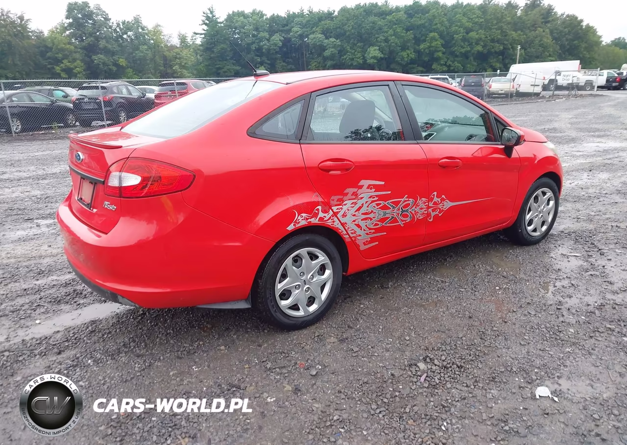 2012 Ford Fiesta Se VIN:3FADP4BJ1CM110461 - 4