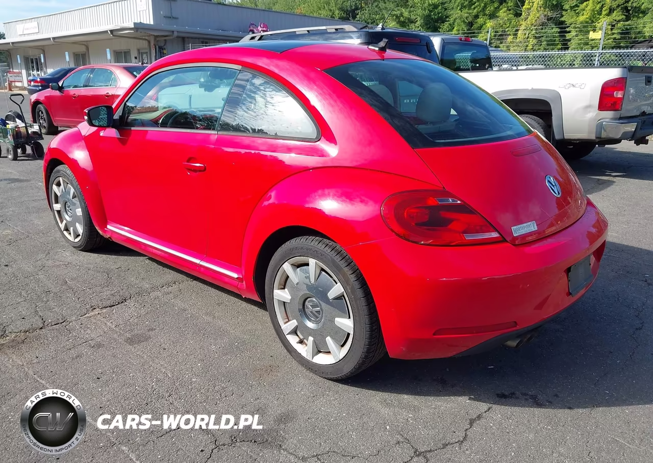 2013 Volkswagen Beetle 2.5L VIN:3VWJP7AT6DM600751 - 3