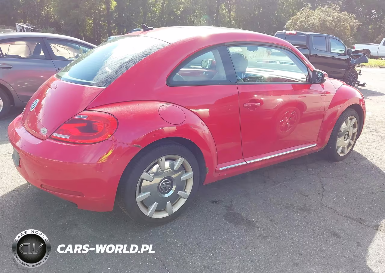 2013 Volkswagen Beetle 2.5L VIN:3VWJP7AT6DM600751 - 4