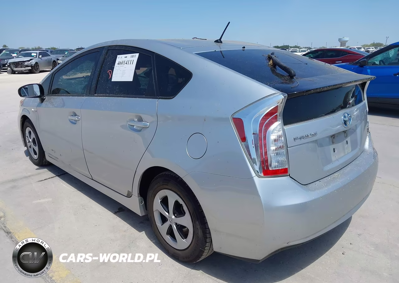 2014 Toyota Prius Two VIN:JTDKN3DU0E0376942 - 3