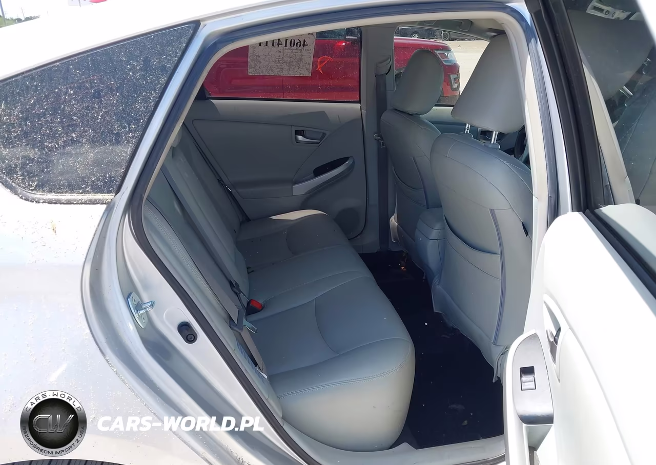 2014 Toyota Prius Two VIN:JTDKN3DU0E0376942 - 8