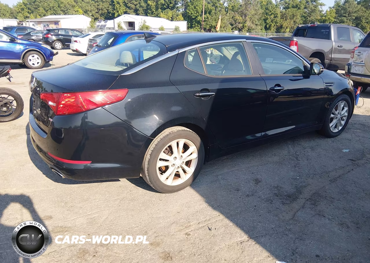 2013 Kia Optima Lx VIN:5XXGM4A70DG139989 - 4