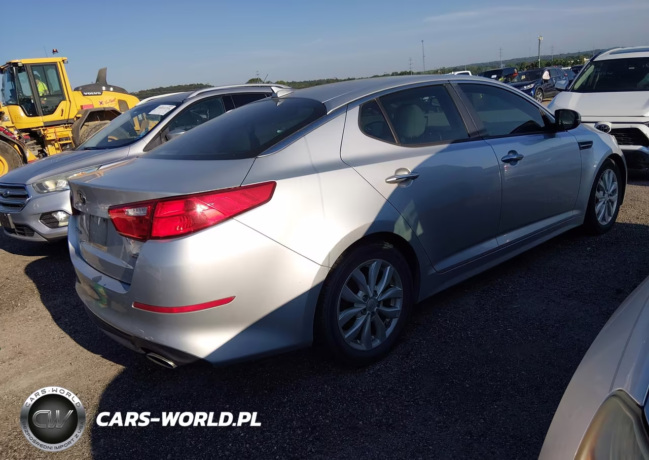 2015 Kia Optima Lx VIN:5XXGM4A76FG443475 - 4