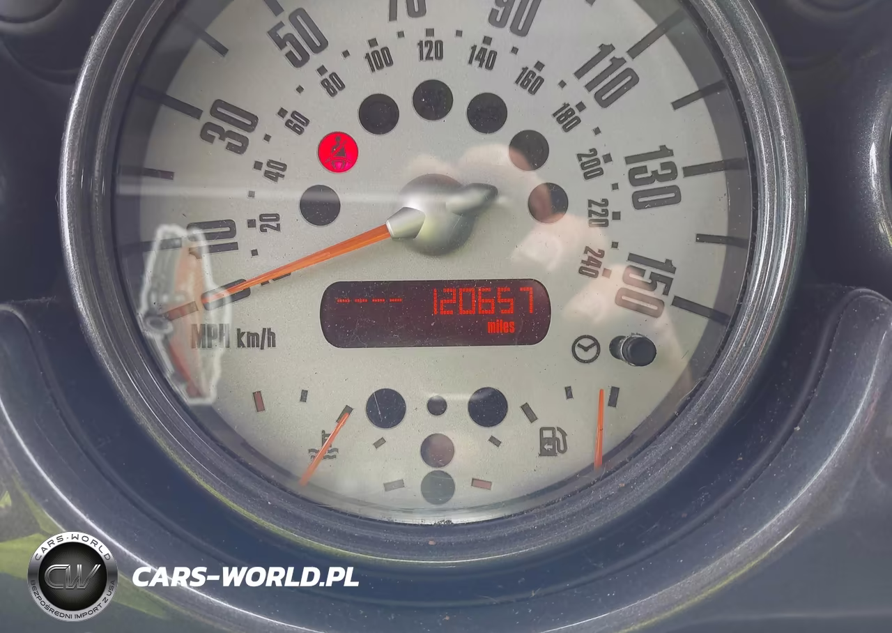 2006 Mini Cooper VIN:WMWRC33536TK65684 - 7
