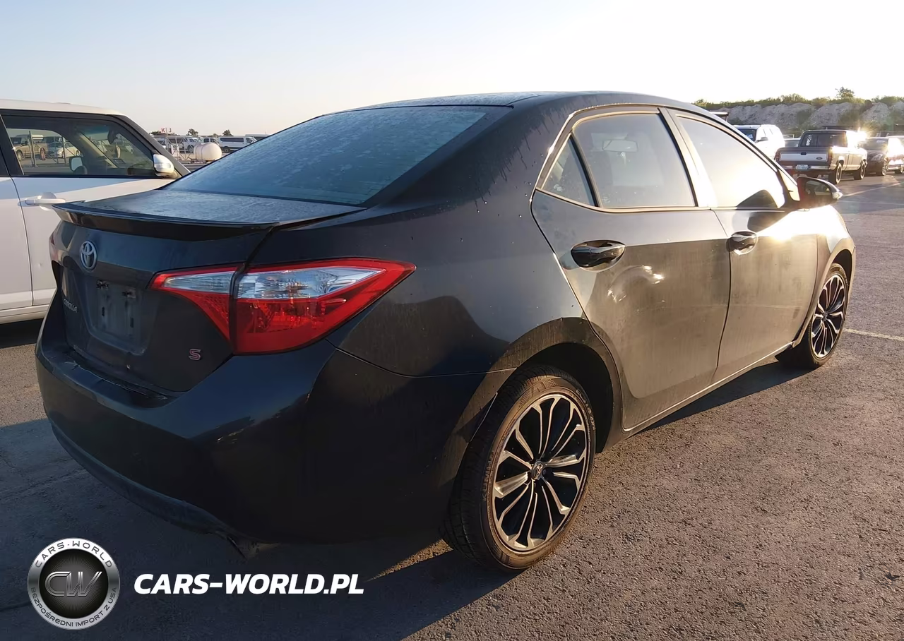 2015 Toyota Corolla S Plus VIN:5YFBURHE6FP250536 - 4