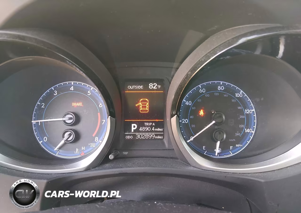 2015 Toyota Corolla S Plus VIN:5YFBURHE6FP250536 - 7