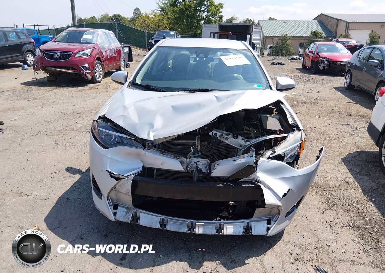 2017 Toyota Corolla Le VIN:2T1BURHE2HC891945 - 13