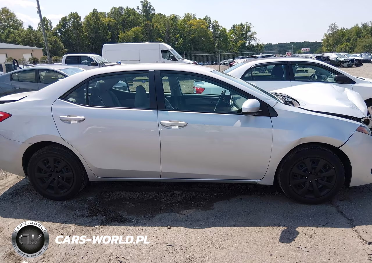 2017 Toyota Corolla Le VIN:2T1BURHE2HC891945 - 14