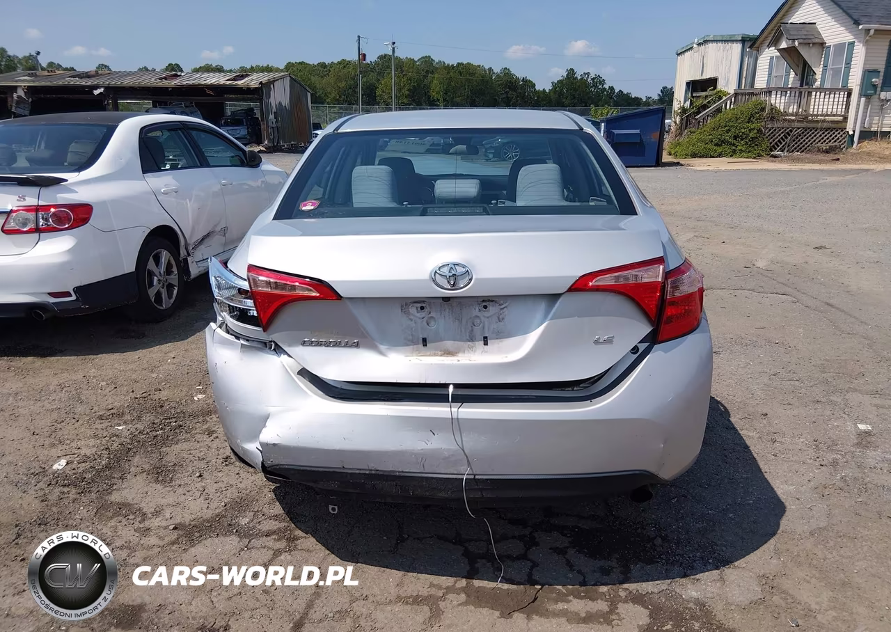 2017 Toyota Corolla Le VIN:2T1BURHE2HC891945 - 17