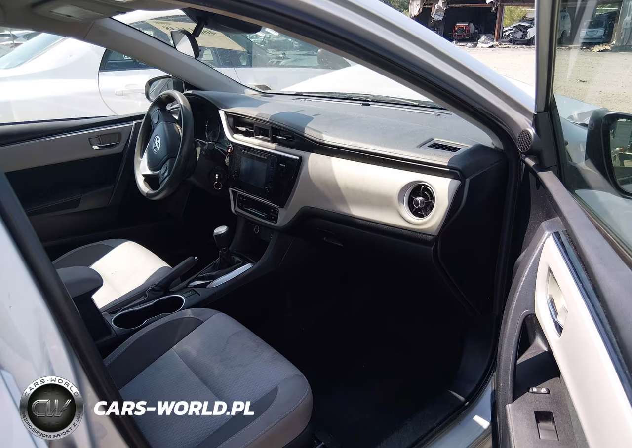 2017 Toyota Corolla Le VIN:2T1BURHE2HC891945 - 5