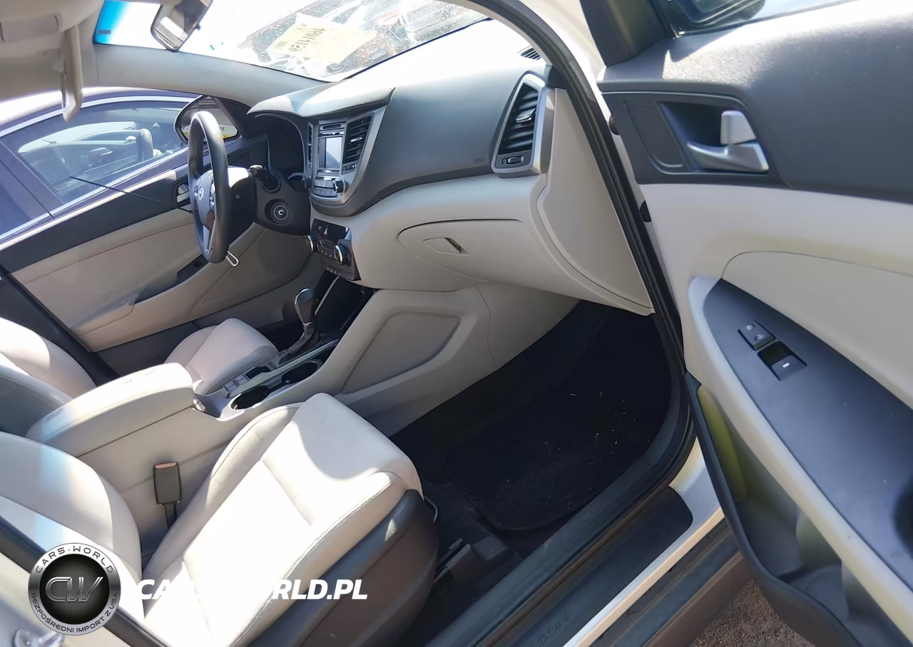 2016 Hyundai Tucson Se VIN:KM8J3CA40GU104453 - 5