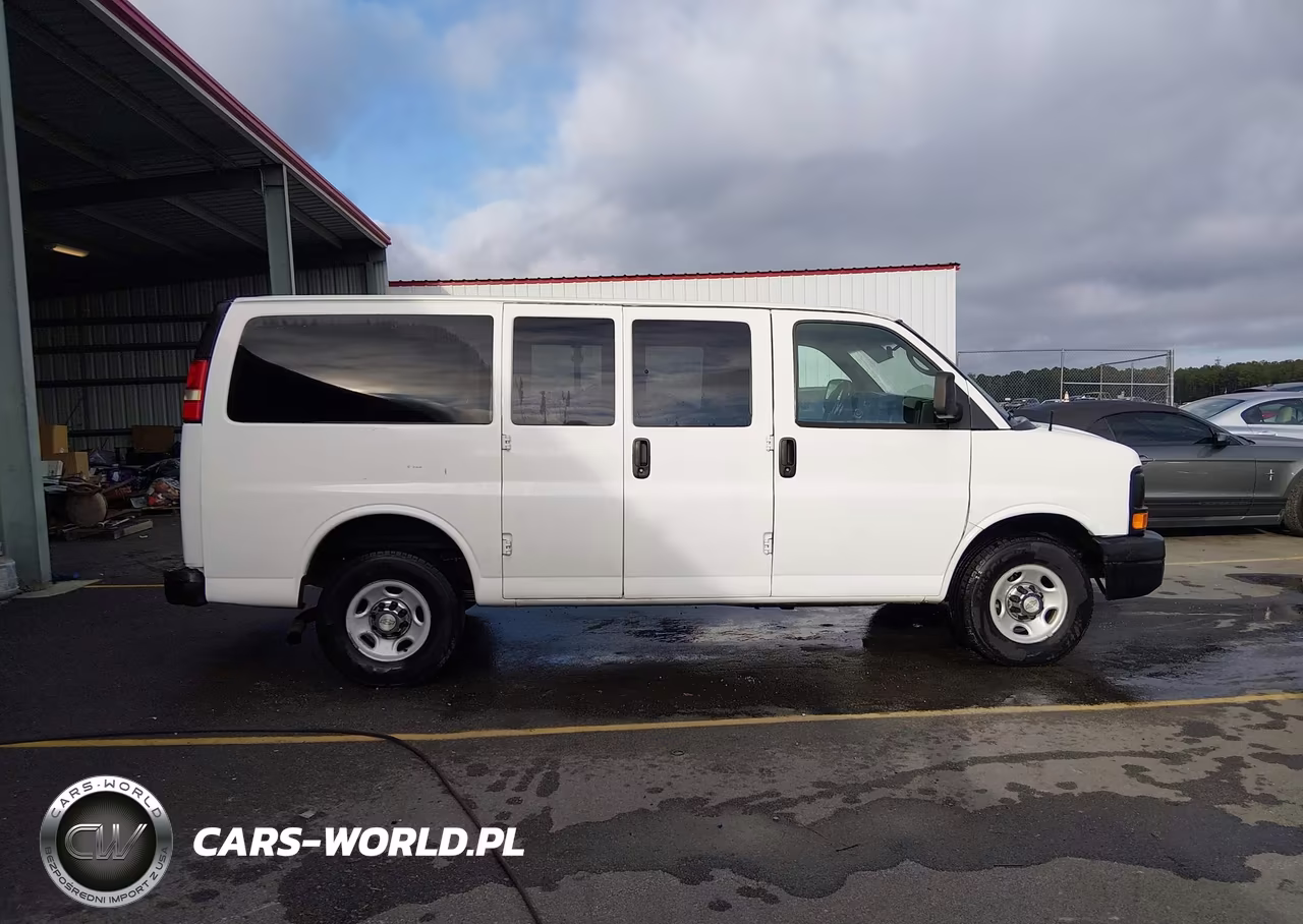 2012 Chevrolet Express 3500 Ls VIN:1GNZGXFA0C1141037 - 13