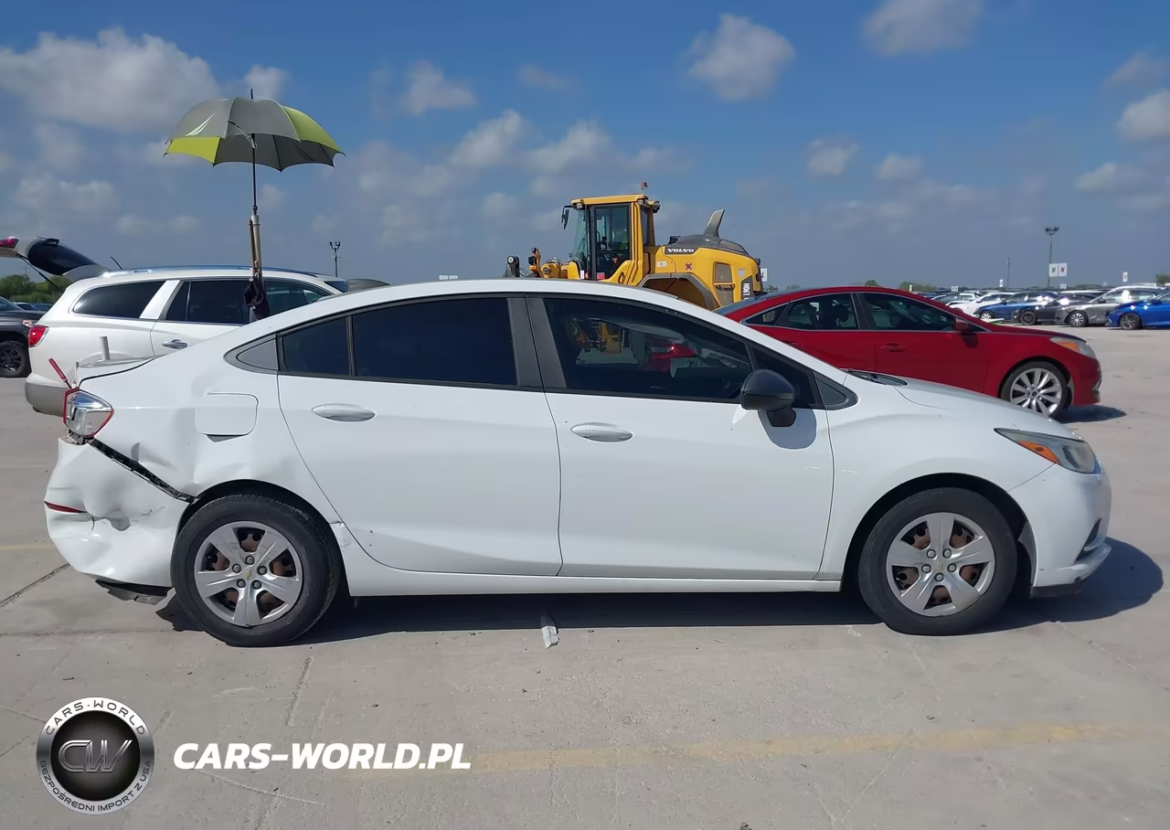 2016 Chevrolet Cruze Ls Auto VIN:1G1BC5SMXG7243631 - 13