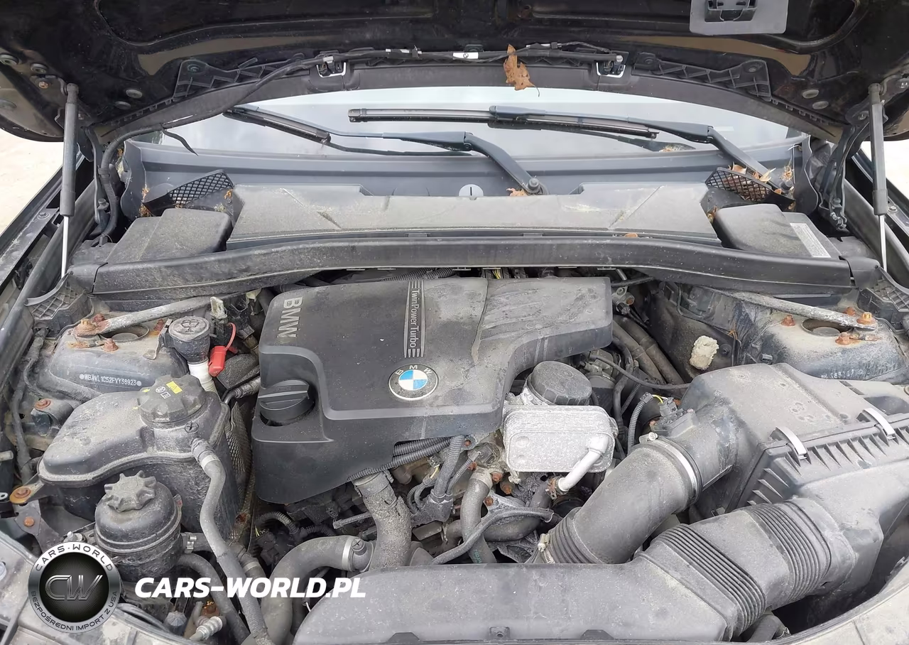 2015 BMW X1 xDrive28I VIN:WBAVL1C52FVY38923 - 10