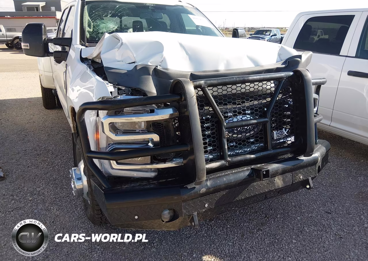 2025 Ford F-350 Lariat VIN:1FT8W3DM7SED23824 - 11