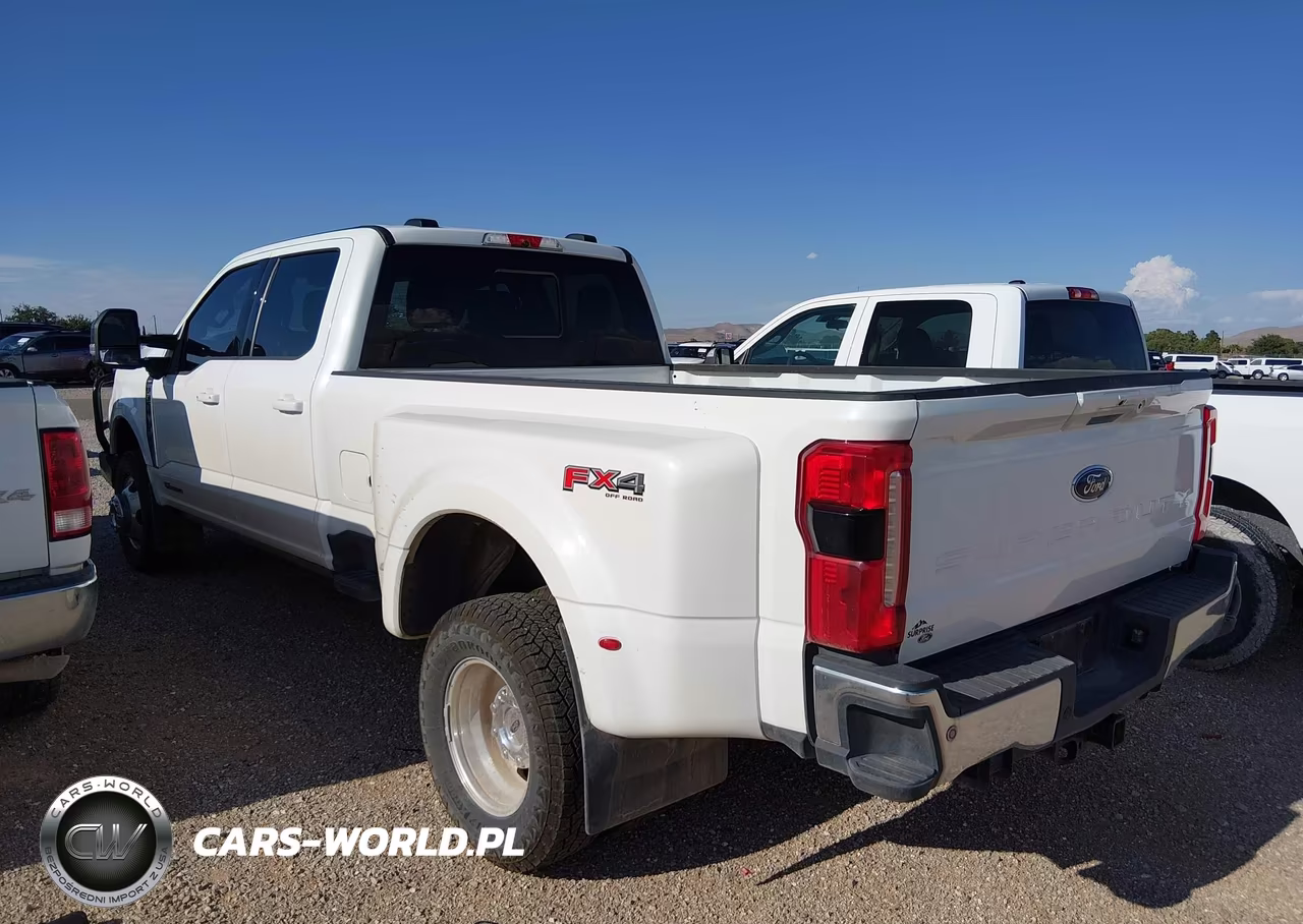 2025 Ford F-350 Lariat VIN:1FT8W3DM7SED23824 - 14