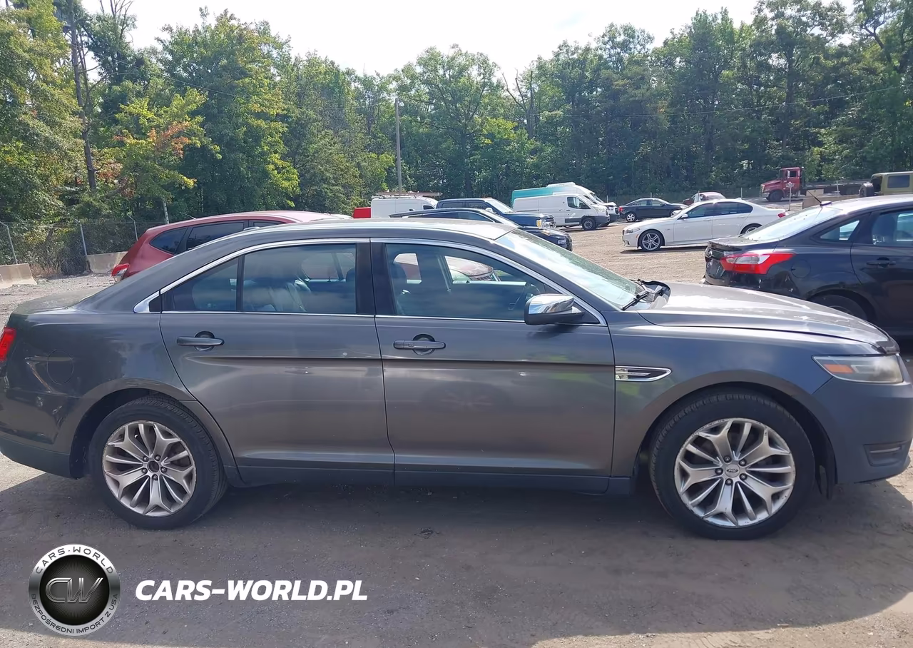 2015 Ford Taurus Limited VIN:1FAHP2F80FG114531 - 13