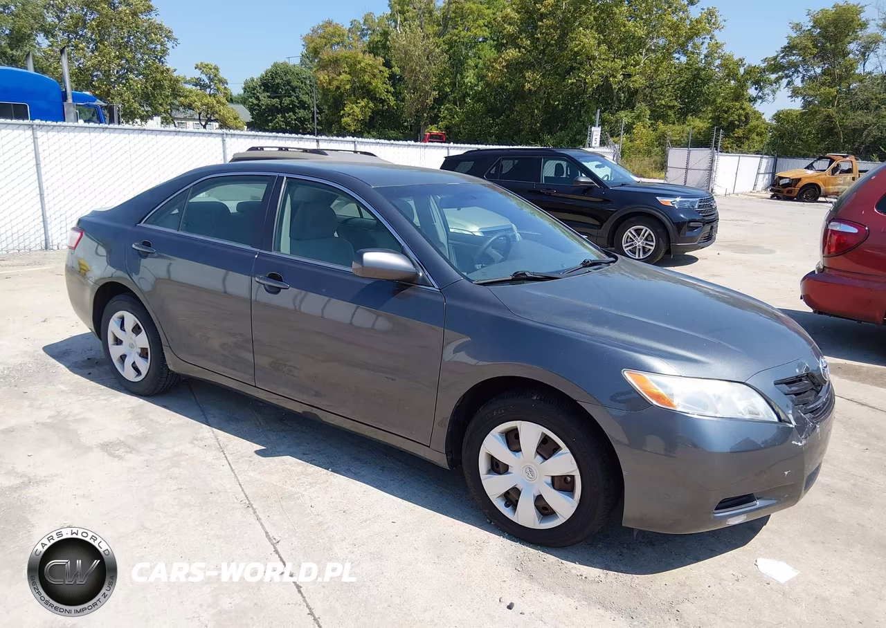 2007 Toyota Camry Le – zdjęcie 1 z 11