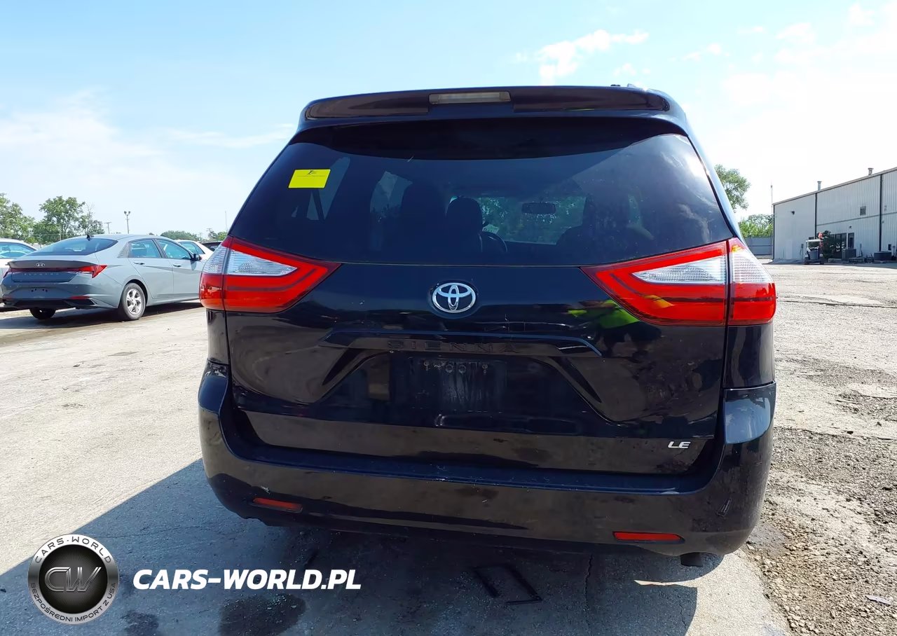 2015 Toyota Sienna Le 8 Passenger VIN:5TDKK3DC7FS570415 - 16