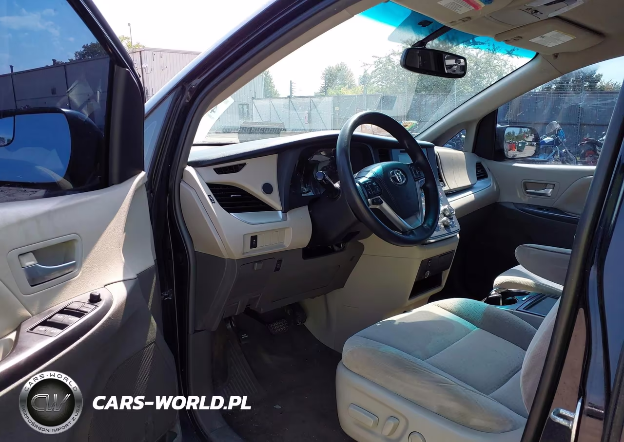 2015 Toyota Sienna Le 8 Passenger VIN:5TDKK3DC7FS570415 - 20