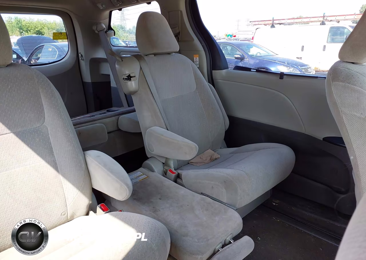 2015 Toyota Sienna Le 8 Passenger VIN:5TDKK3DC7FS570415 - 8