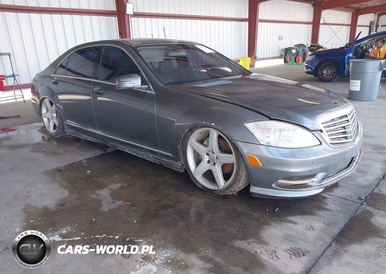 2009 Mercedes-Benz S 550