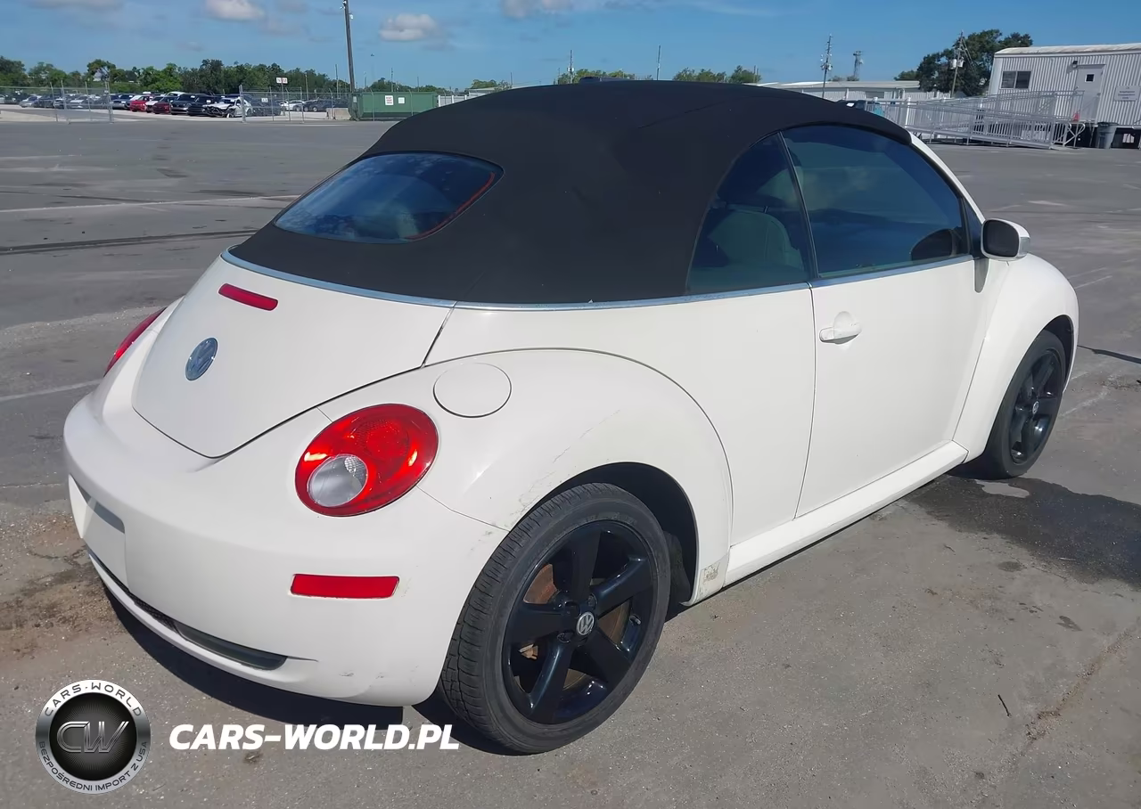 2007 Volkswagen New Beetle Triple White VIN:3VWFF31Y87M421872 - 4