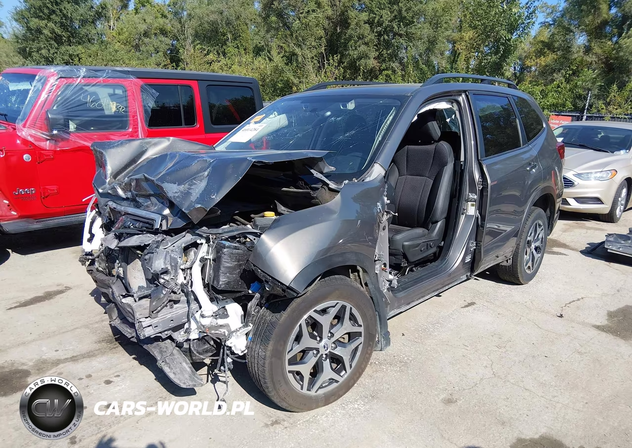 2021 Subaru Forester Premium VIN:JF2SKAJC0MH572275 - 2