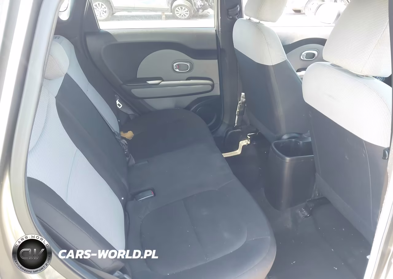 2015 Kia Soul VIN:KNDJN2A23F7187302 - 8