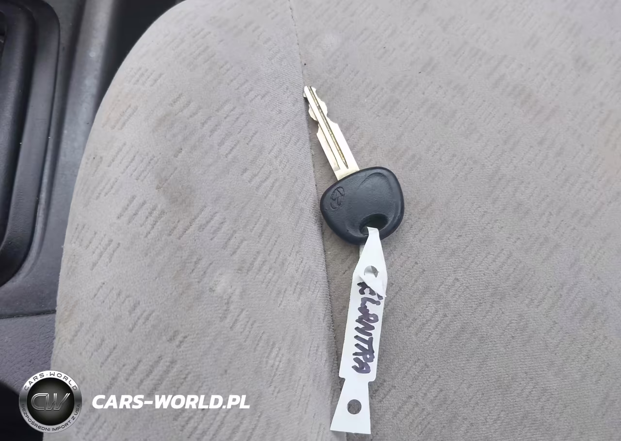 2006 Hyundai Elantra Gls-Limited VIN:KMHDN46D36U316672 - 11