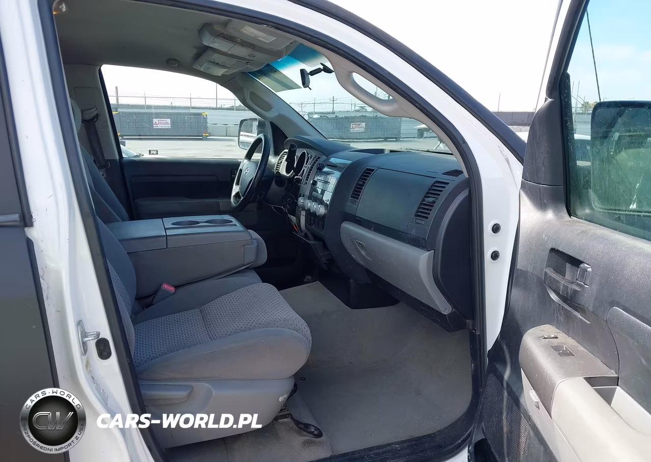 2011 Toyota Tundra Grade 5.7L V8 VIN:5TFRY5F16BX102474 - 5