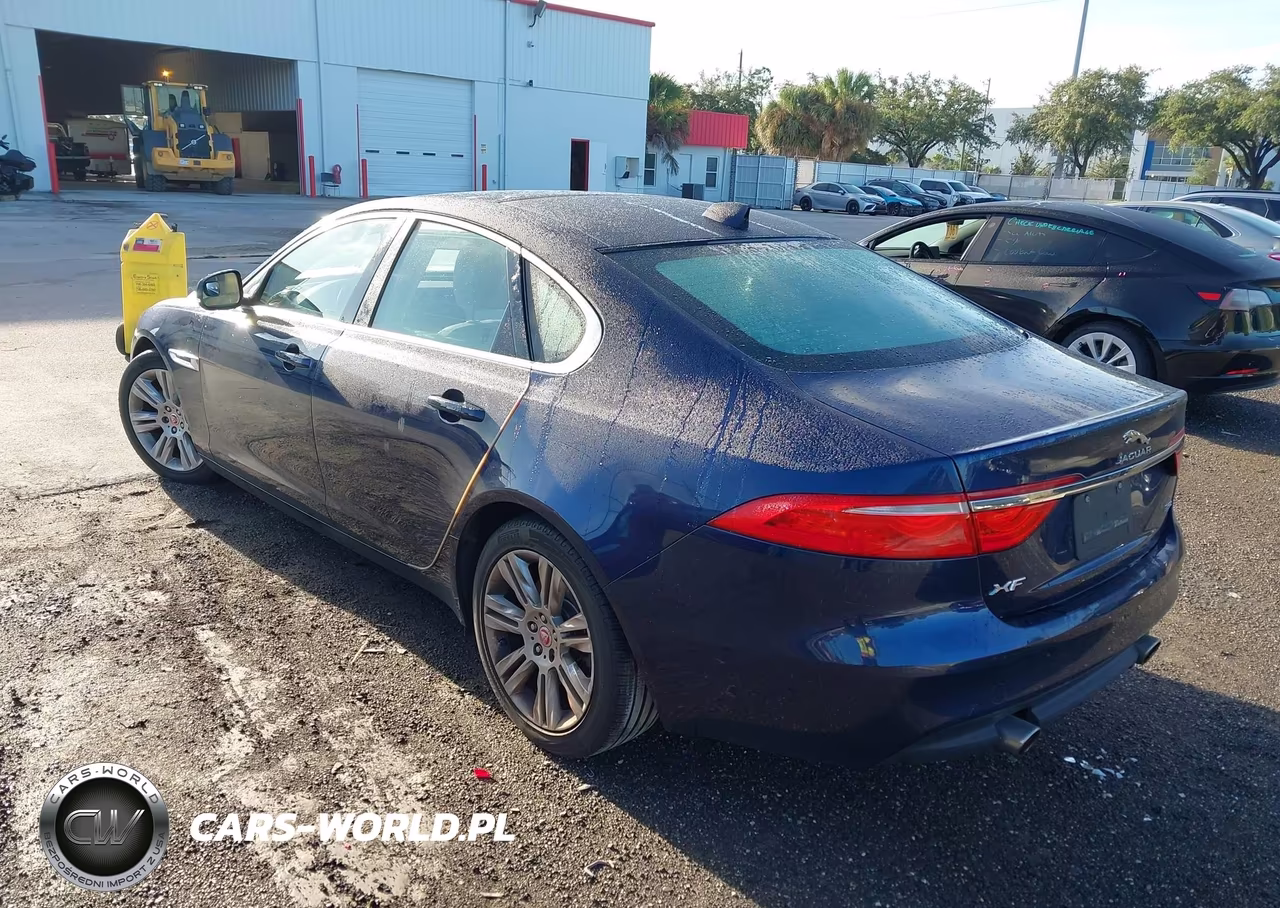 2016 Jaguar Xf 35T Premium VIN:SAJBD4BV8GCY22441 - 3
