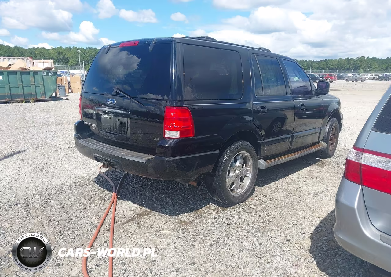 2003 Ford Expedition Xlt VIN:1FMRU15W33LC57571 - 4