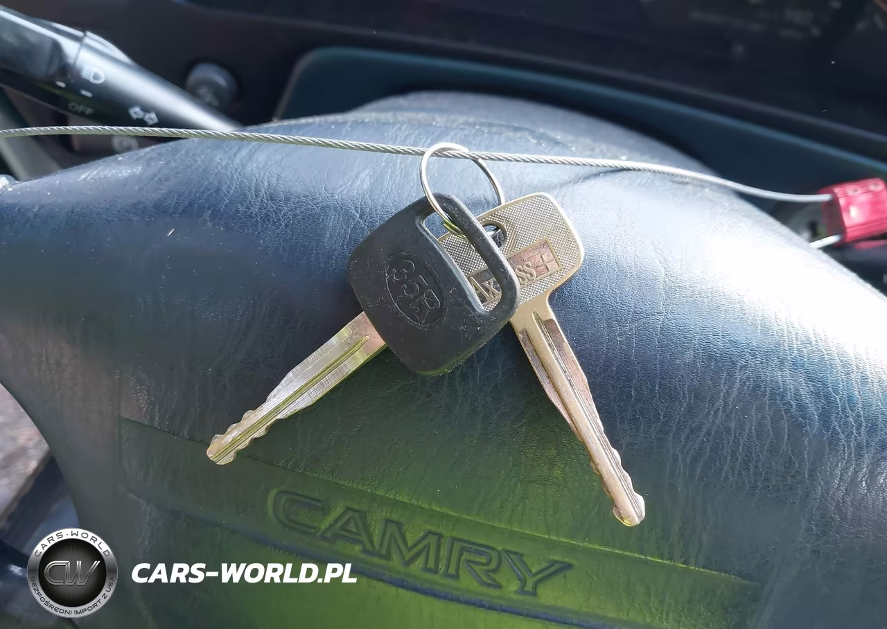 1992 Toyota Camry Le VIN:4T1VK12W3NU029642 - 11