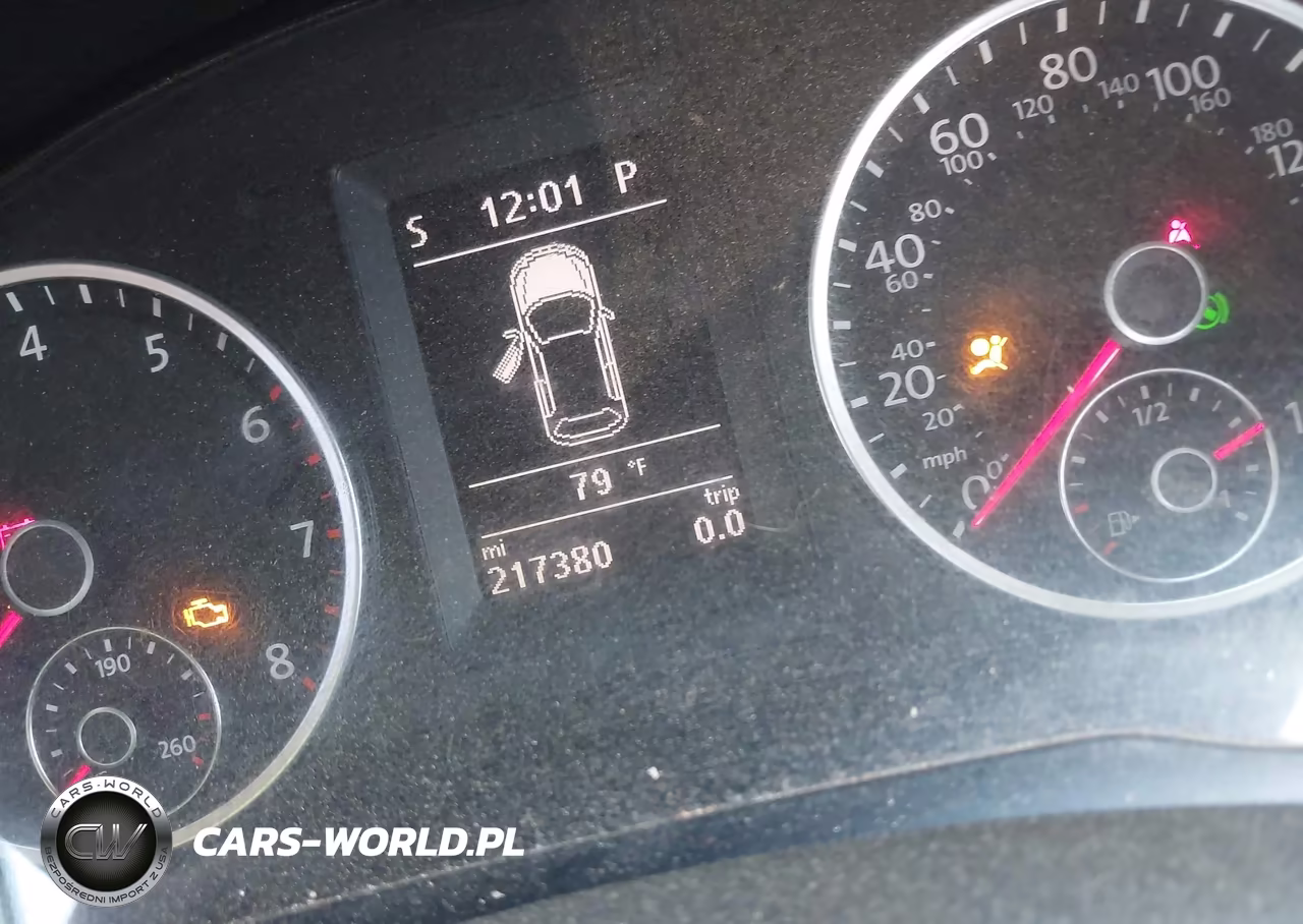 2015 Volkswagen Tiguan S VIN:WVGAV7AX7FW501236 - 15
