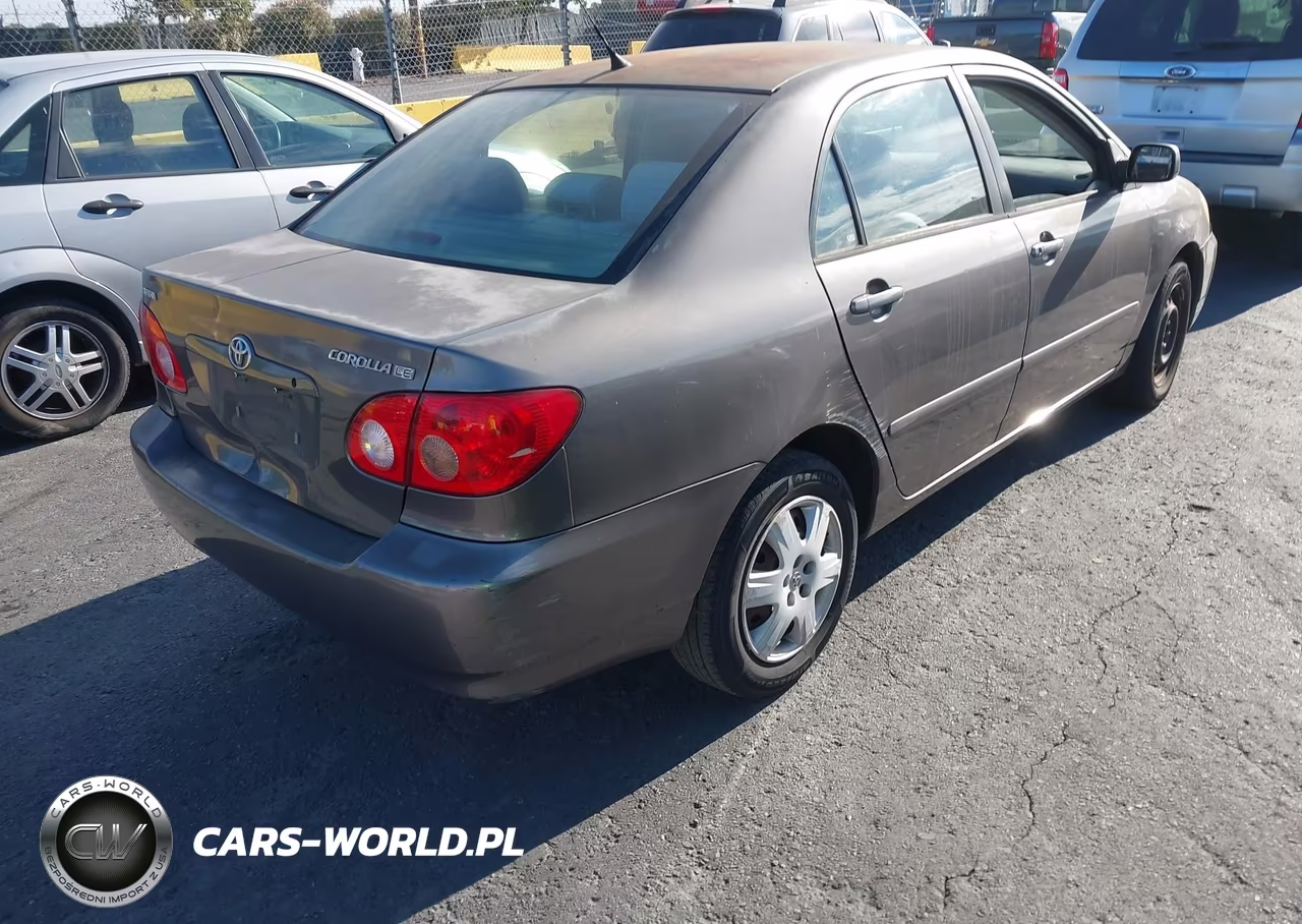 2005 Toyota Corolla Le VIN:1NXBR32E65Z456248 - 4